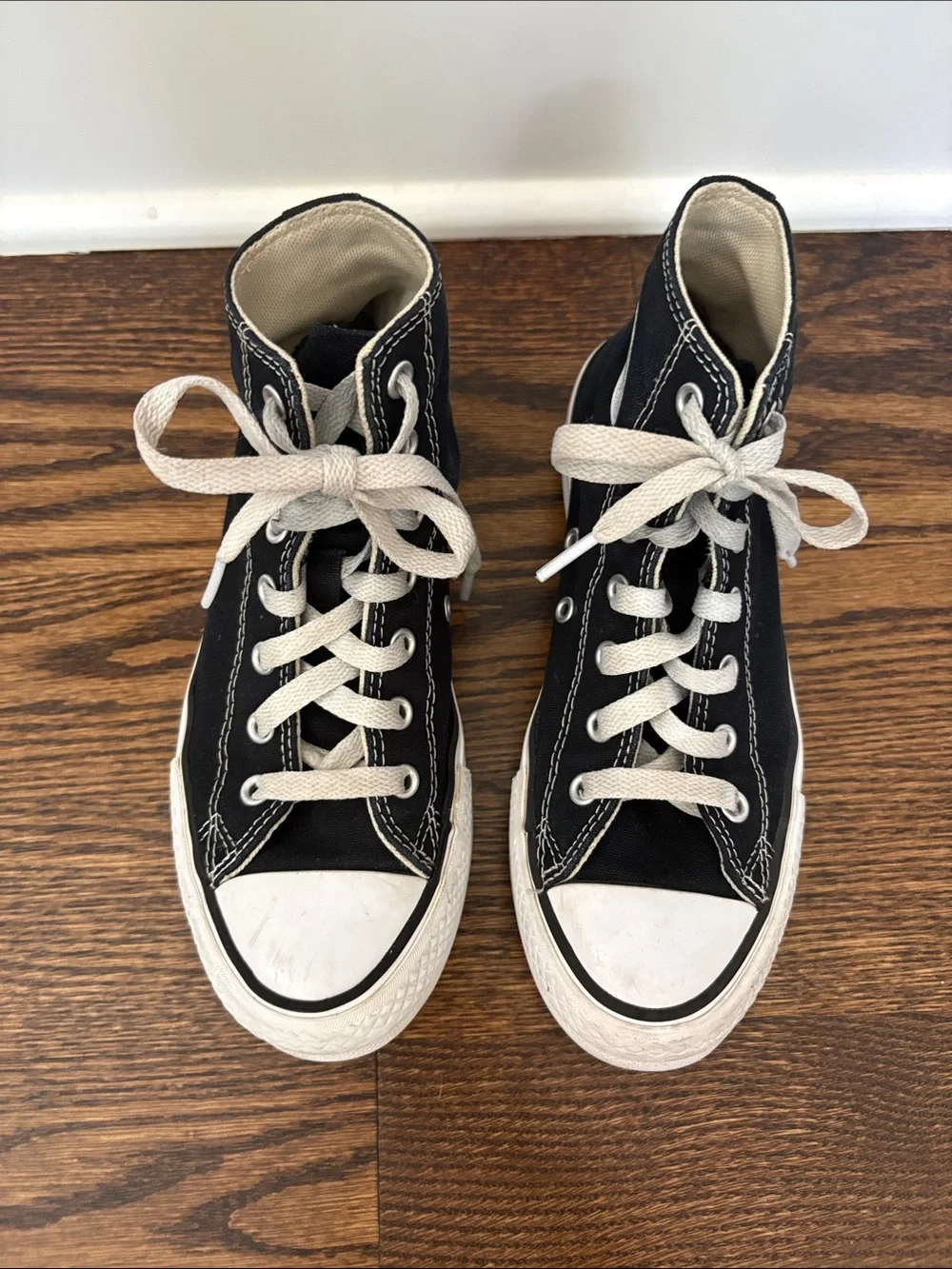 Converse Black and White High Top Kids Sneakers size 3.5